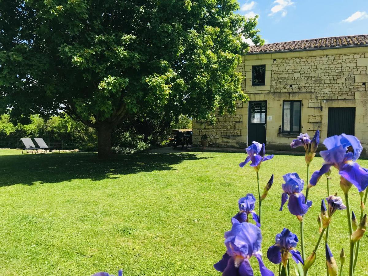 Gite Au Boom Coeur En Options Spa Et Repas Tourtenay 外观 照片