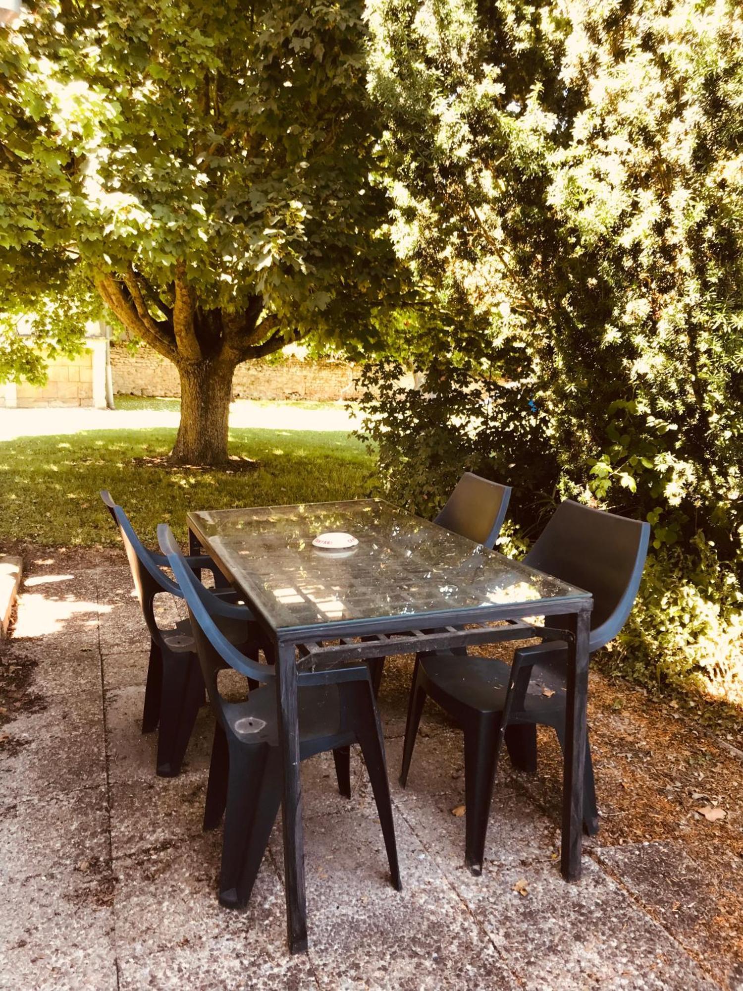 Gite Au Boom Coeur En Options Spa Et Repas Tourtenay 外观 照片